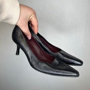 A. Testoni Femme Black Leather Pointed Toe Kitten Heel Pumps Made in Italy 37.5